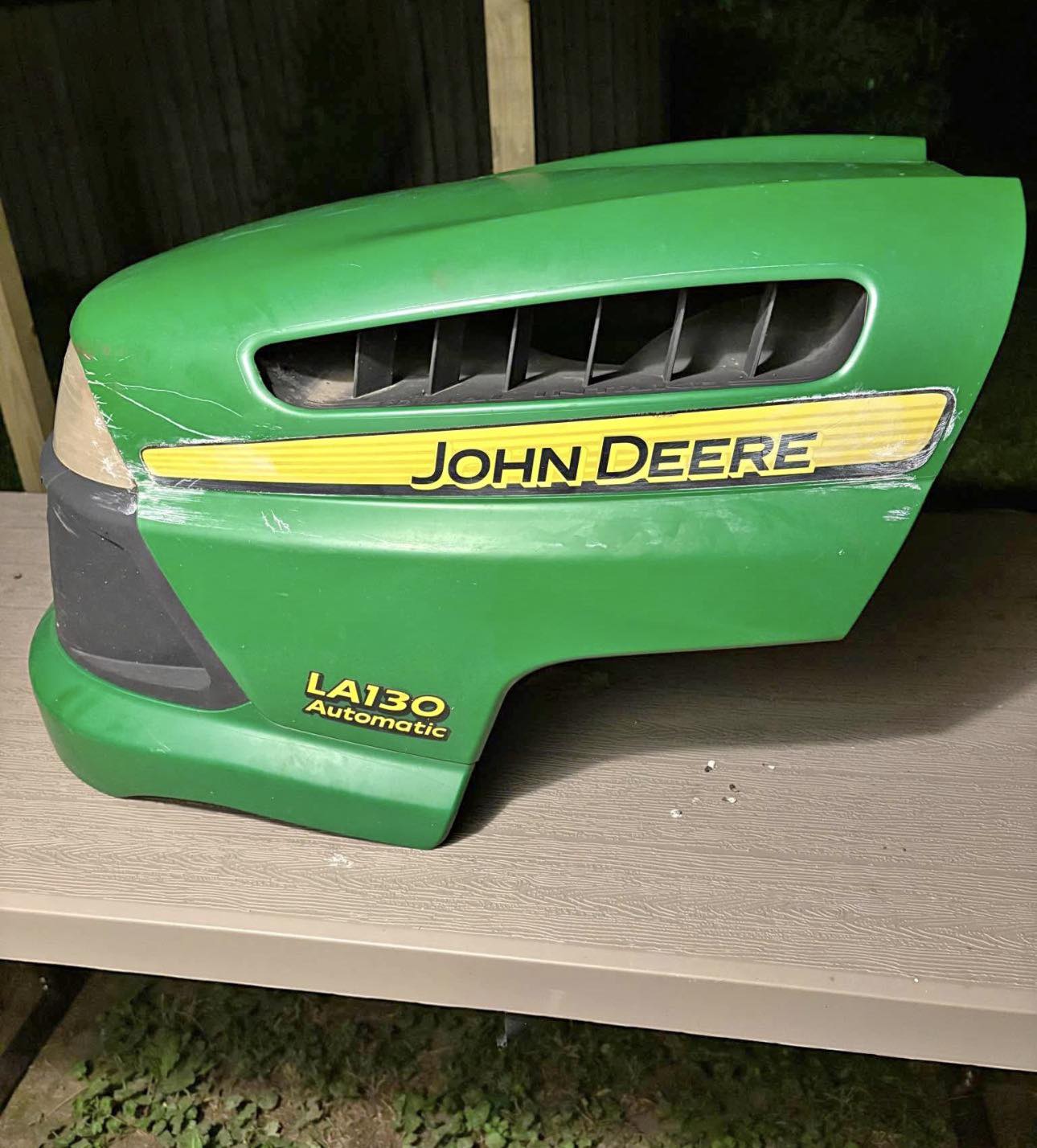 John Deere hoo